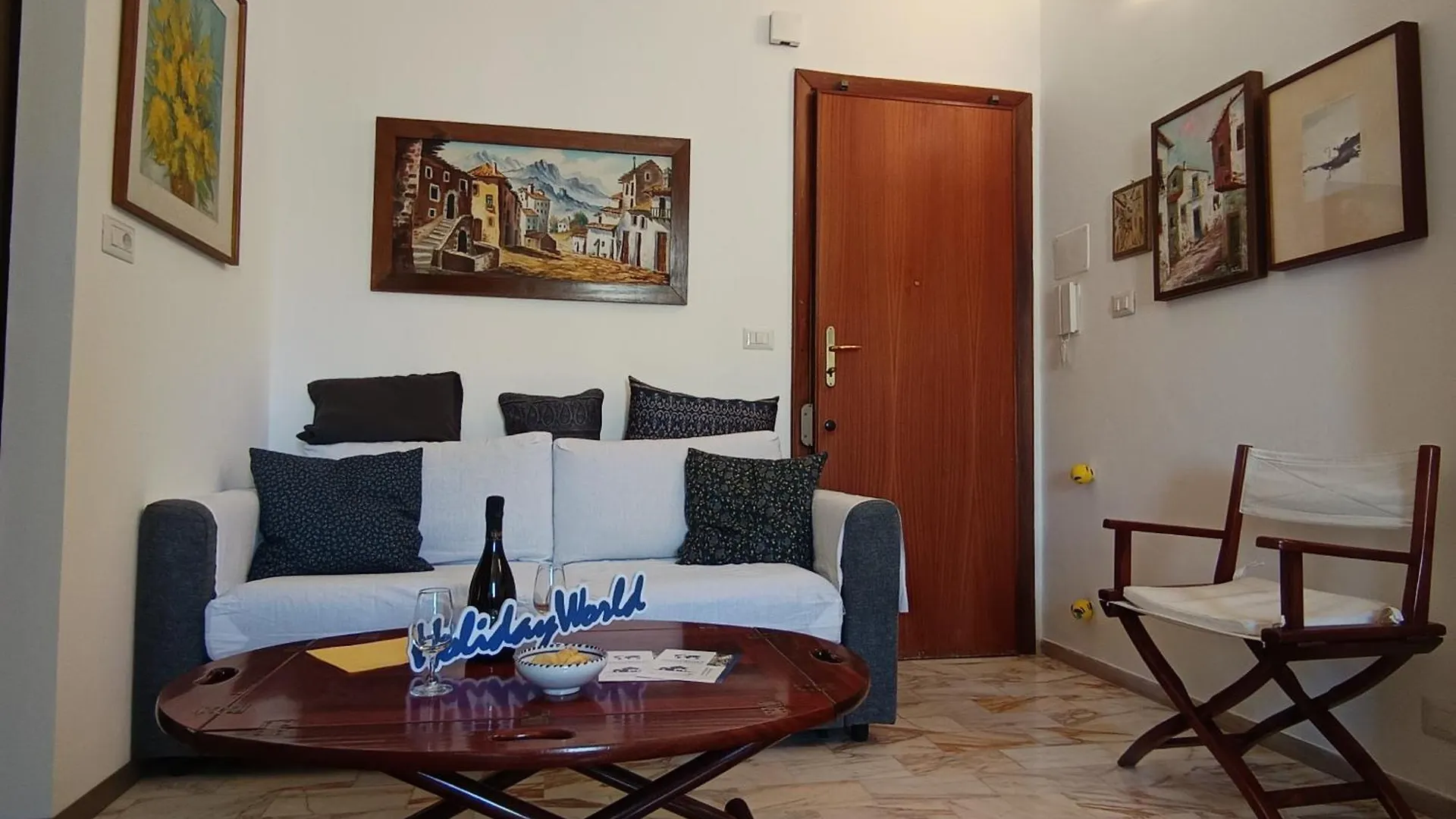 Casa Le Fontane By Holiday World Кьявари Италия